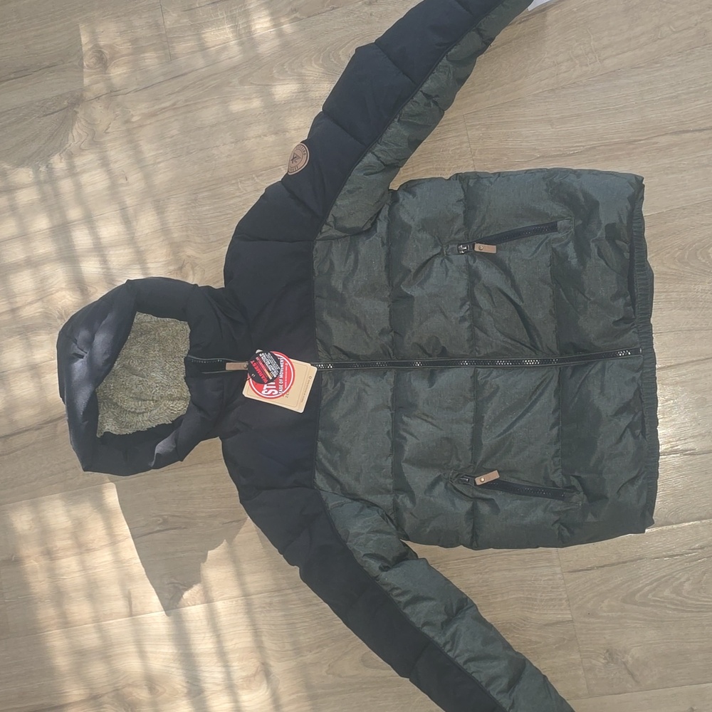 Zero xposure kids puffer coat size 10/12 NEW
